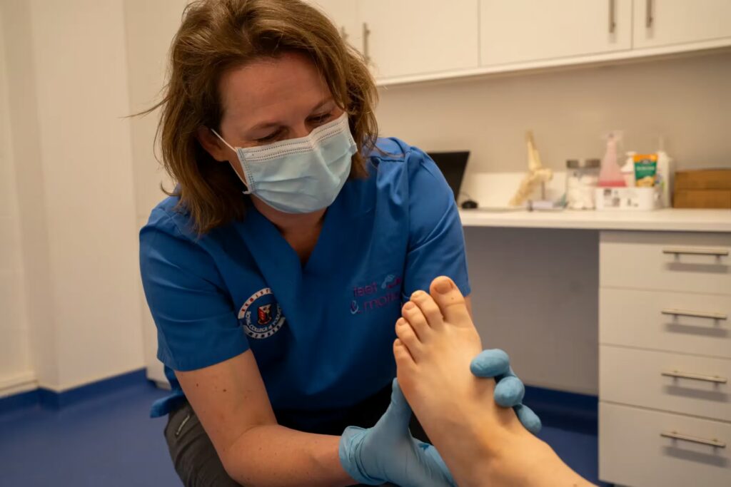 Lacuna Fungal Nail Treatment 3 DSC05336